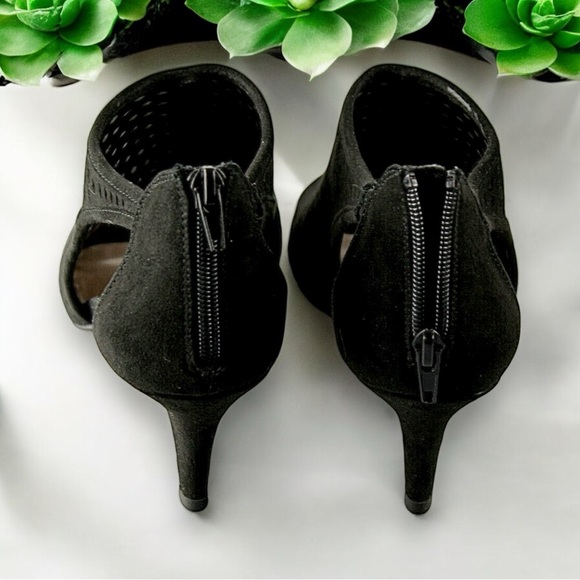 New Style & Co. Women’s Black  Haddiee Open Peep Toe Classic Ankle Shootie - Picture 13 of 16